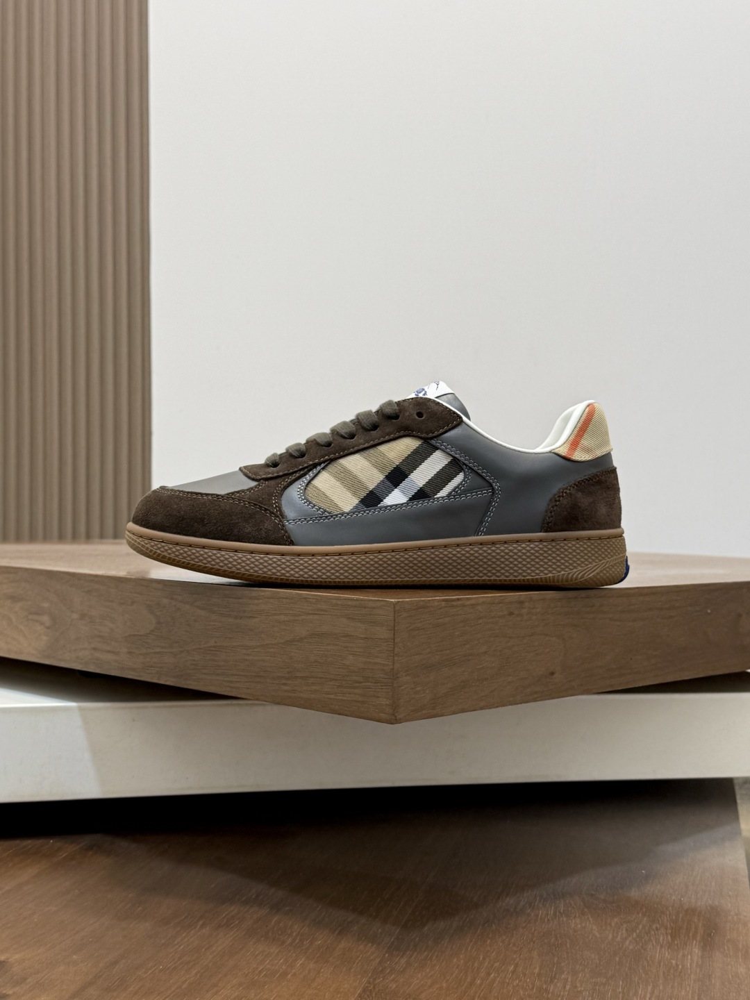 Burberry Check-Panel Low-Top Sneakers
