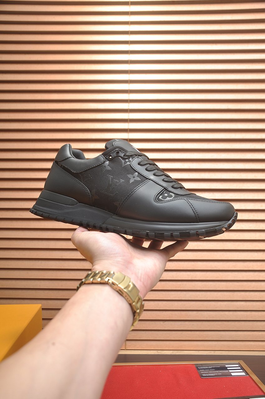 Louis Vuitton Monogram Low-Top Sneakers - Smooth Leather Upper